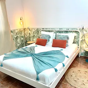 https://casa-sole-apartamento-playa-san-juan-nr-2.in-canary-islands.com